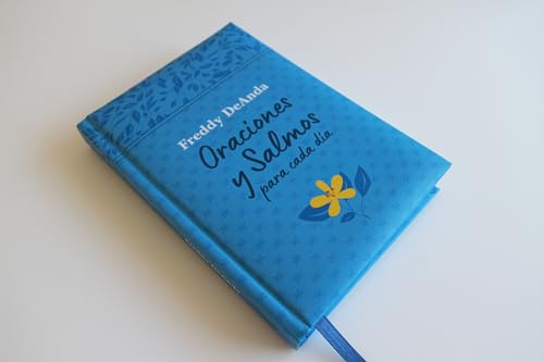 Oraciones y Salmos para cada día / Daily Prayers and Psalms (Spanish Edition)