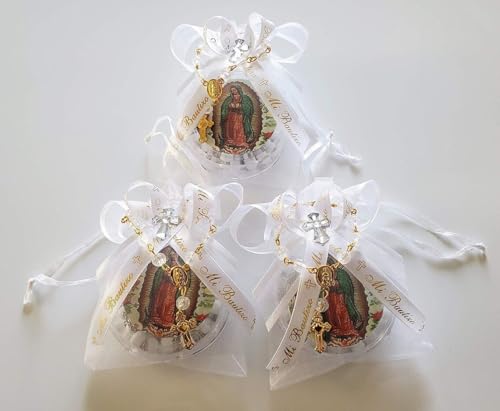 Vela para Bautizo con Caja de Madera con 12 Organzas de Recuerdos con Rosarios En Espanol