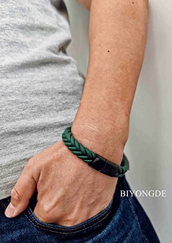 Handmade Braided Leather Bracelet, Black Stainless Steel Clasp, Mens, Cool Classic Stylish - color: Green