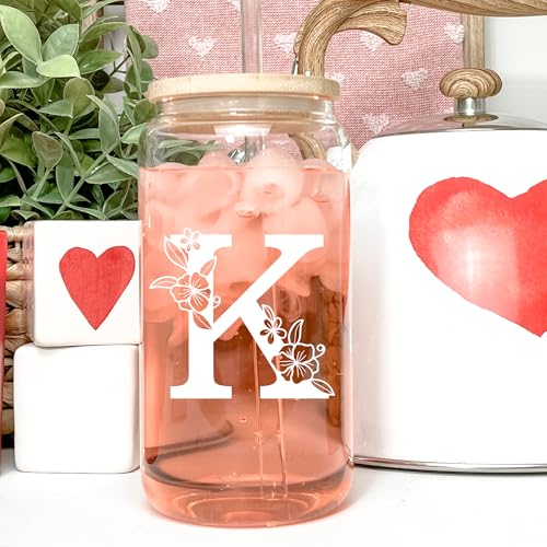Personalized Tumbler, Monogrammed Can Glass Cups with Bamboo Lids and Straws, Customized Gifts for Women, Cute Design Initial Iced Coffee glasses, Custom Letter Mug, Birthday Bridesmaid, E - style: Monogram E