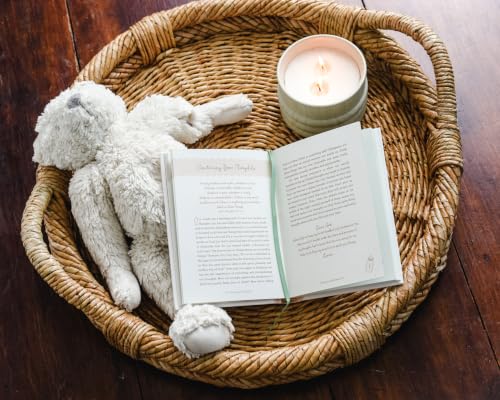 Miracle in the Making: The Devotional for Expectant Moms (75 Daily Devotions for Pregnant Mothers) – The Perfect Christian Baby Shower Gift