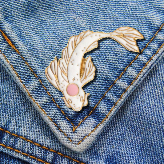2Pcs coadipress Lovely Fish Brooch Enamel Lapel Brooches Pin Set Cute Cartoon Koi Fish Pins for DIY Backpacks Clothes Bags Jackets Hat Jewelry Accessories Gift - color: White Pink