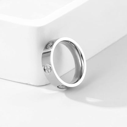 YCSLYW Ladies Stainless Steel Ring Love Friendship Ring Golden high polishing, low allergy Wedding Jewelry Valentine's Day Birthday Gift, 5-10 - color: Silvery, size: 6