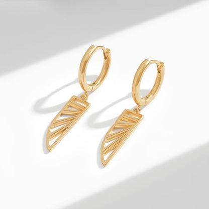 VACRONA Gold Heart Hoop Earrings Huggie Earrings for Women 14k Gold Plated Small Hoops Earrings - color: Knife GD