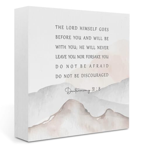 IYEZH Inspirational Christian Decor Christian Home Decor Bible Verse Serenity Prayer Room Decor Rustic Bible Verse Desk Decor Wood Sign for Home Farmhouse Office Bathroom - color: Encouragement