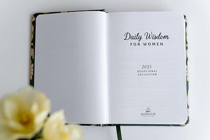 Daily Wisdom for Women 2025 Devotional Collection (Daily Wisdom - Annual Edition)