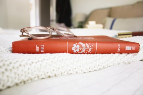 NIV, Thinline Bible, Leathersoft, Coral, Zippered, Red Letter, Comfort Print