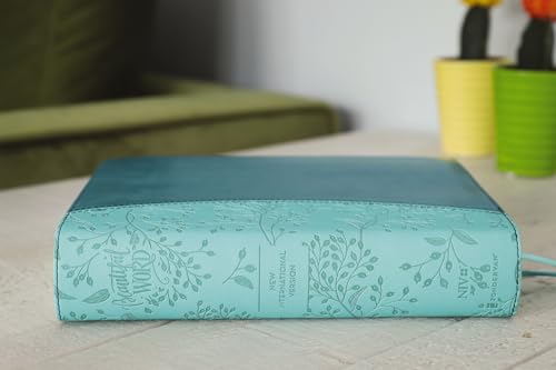 NIV, Beautiful Word Bible, Updated Edition, Peel/Stick Bible Tabs, Leathersoft, Teal, Red Letter, Comfort Print: 600+ Full-Color Illustrated Verses