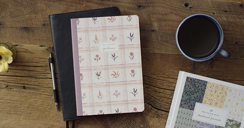 ESV Devotional Journal, Fruit of the Spirit: Gentleness (Paperback)