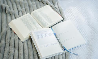 Bible Study Journal for Women: A Keepsake Notebook for Scripture Study, Verse Memorization, and Inspiration (Deluxe Journal) (Records of Faith)