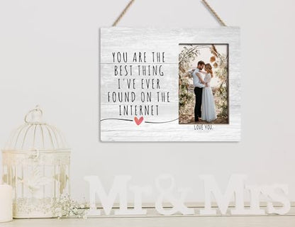 Orchroma Couple Picture Frame,Couple Gifts Anniversary Engagement Birthday Presents for Couples Boyfriend Girlfriend Newlyweds,You Are the Best Thing I’ve Ever Found on the Internet 4x6 Photo Frame - color: Best 2