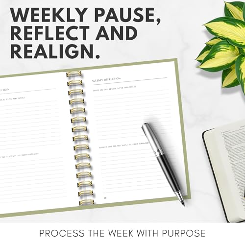 Prayer Journal with Bible Study - 20 Weeks Guided Daily Prayer Journal for Woman to Strengthen Faith and Practice Gratitude - Religious Gift for Spritual Growth - color: Green