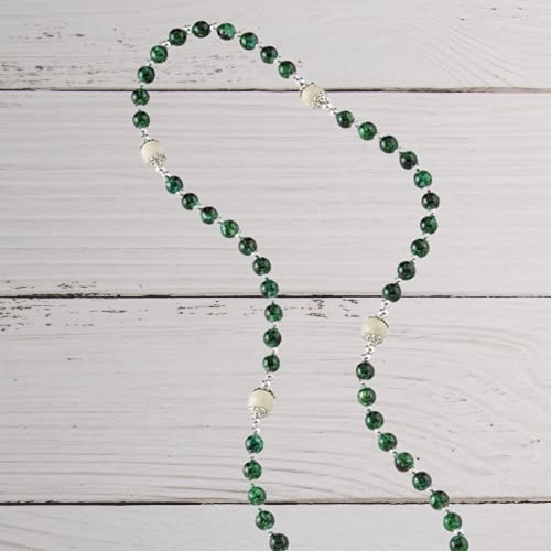 Needzo Celtic Rosary Beads for Women, Green Glass Prayer Bead Strand with Silver Tone Miraculous Medal Centerpiece and Crucifix, Catholic Keepsake Gift