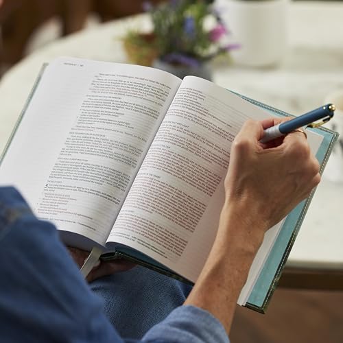 NKJV, Journal the Word Bible: Reflect, Journal or Create Art Next to Your Favorite Verses (Cloth over Board, Gray, Red Letter, Comfort Print): ... or Create Art Next to Your Favorite Verses