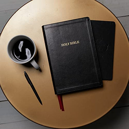 KJV Holy Bible: Giant Print with 53,000 Cross References, Deluxe Black Leathersoft, Red Letter, Comfort Print: King James Version