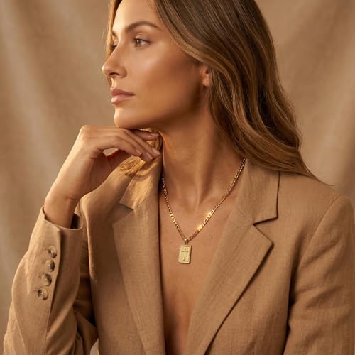 Cross Necklace for Women Girls, 14K Gold Plated Dainty Pendant Necklaces Set, Cute Trendy Faith Christian Religious Everyday Jewelry Gifts Aesthetic Accessories Non Tarnish - color: Classic Figaro