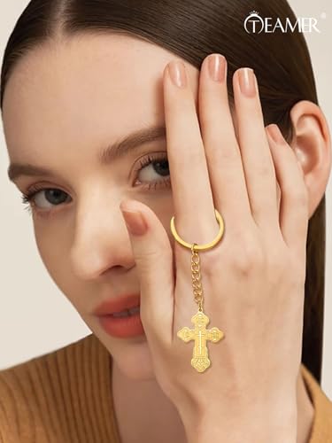 TEAMER Cross Keychain Russian Orthodox Crucifix Eastern Church Keychain Religious Christian Prayer Jewelry for Men Women - color: Gold