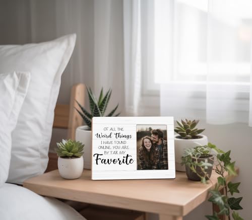 Long Distance Relationship Picture Frame for Couple - color: couple