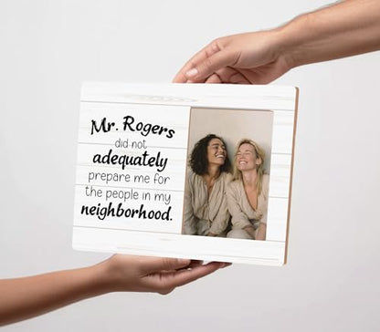 Housewarming Gift Photo Frame for Neighbors - color: neighbor