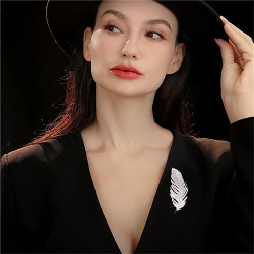 Rhinestone Feather Brooches Pin for Women Fashion Crystal Delicate Leaf Brooch Wedding Birthday Accessories Jewelry