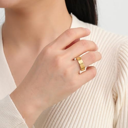 TEAMER Hebrew Song of Solomon Ring Stainless Steel Jewish Kabbalah Blessing Ring Religious Amulet Jewelry for Women Men - color: Gold