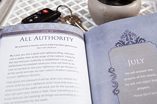365 Days of Prayer for Men (Faux Leather) – Guided Prayers for Men, Perfect Gift for Husbands, Fathers, or other Special Men in your Life