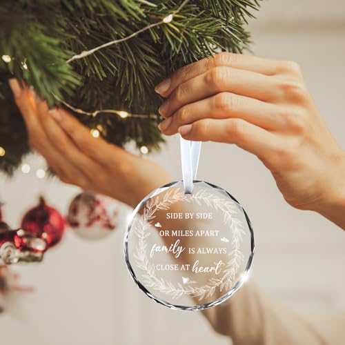 Christmas Ornaments Family Christmas Ornaments 2026 Long Distance Gifts - color: Family at Heart