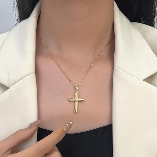 Exquisite Stainless Steel Cross Necklaces,A Perfect Blend of Gothic Style and Christian Faith, Suitable for Men and Women, Fashionable Accessories, Hypoallergenic Material - color: Rhinestone
