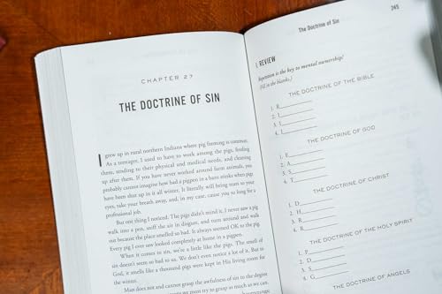 30 Days to Understanding the Bible, 30th Anniversary: Unlock the Scriptures in 15 minutes a day