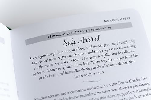 Daily Wisdom for Women 2025 Devotional Collection (Daily Wisdom - Annual Edition)