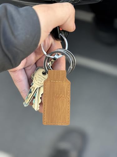 LaserGram Rectangle Keychain, Bible Verse John 3-16, Personalized Engraving Included - color: Bamboo