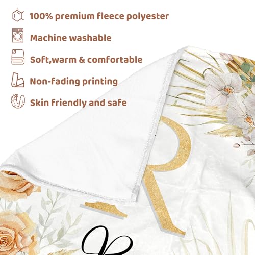 Personalized Floral Blanket for Girls with Name - color: Floral Name-b