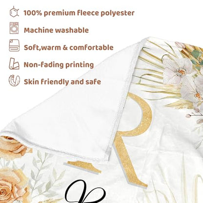Personalized Floral Blanket for Girls with Name - color: Floral Name-b