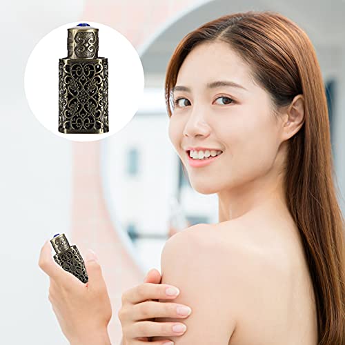 Beavorty 3Ml Hollow Engraved Metal Perfume Oil Bottle Refillable Atomizer Spray Bottle for Travel and Essential Oil Storage - color: Green
