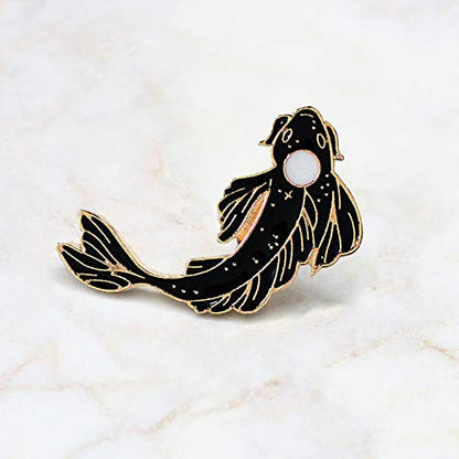2Pcs coadipress Lovely Fish Brooch Enamel Lapel Brooches Pin Set Cute Cartoon Koi Fish Pins for DIY Backpacks Clothes Bags Jackets Hat Jewelry Accessories Gift - color: Black White