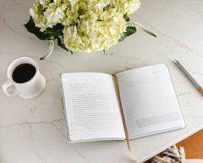 100 Days to Be Still and Know: Devotional Journal