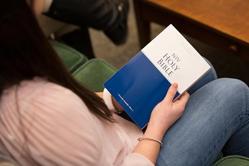 NIV, Economy Bible, Paperback: Affordable for Outreach, Church Ministry, and Bulk Distribution