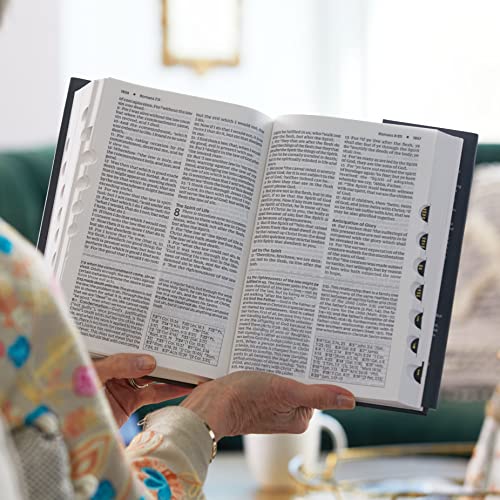 KJV, Foundation Study Bible, Large Print, Hardcover, Red Letter, Thumb Indexed, Comfort Print: Holy Bible, King James Version