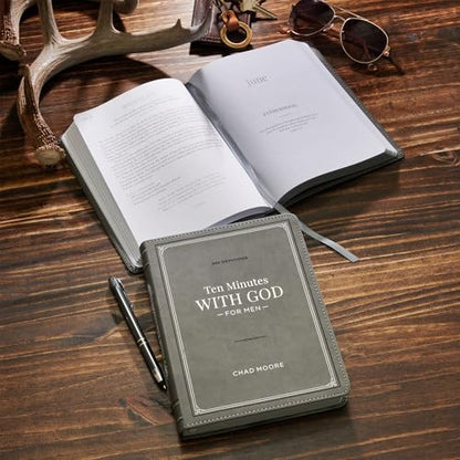 Ten Minutes with God for Men: 365 Devotions