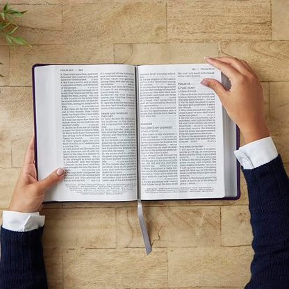KJV Giant Print End-of-Verse Reference Bible, Brown Leathersoft, Red Letter, Comfort Print