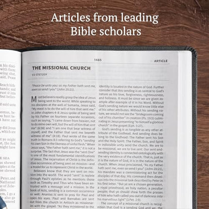KJV Everyday Study Bible, Black LeatherTouch, KJV Holy Bible, Black Letter, Pure Cambridge Text, Study Notes and Commentary, Illustrations, Articles, Charts, Easy-to-Carry, Easy-to-Read Bible MCM Type