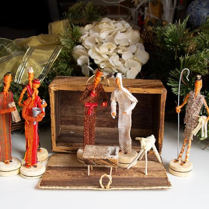 Global Crafts Nativity Parent - Banana Fiber Nativity Set - Handmade African Nativity Scene, Kenya