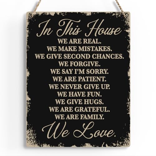 In This House Wooden Hanging Sign, House Rules Signs, Farmhouse Living Room Home Decor Wall Art, Inspirational Family Quote, Scripture Wooden Hanging Sign for Farmhouse Home Wall Art Decoration - color: In This House