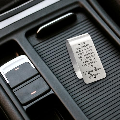 to My Daughter Never Foget That I Hope You Believe in Yourself Visor Clip for Cars, Inspirational Gifts from Dad Mom, Christmas Birthday Graduation Gifts for Daughters, Daughter Car Charm - color: Siliver