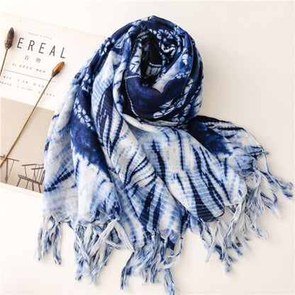 Yeieeo Boho Scarf for Women Lightweight Floral Printed Scarf Fall Winter Fashion Fringed Shawl - color: Floral 36
