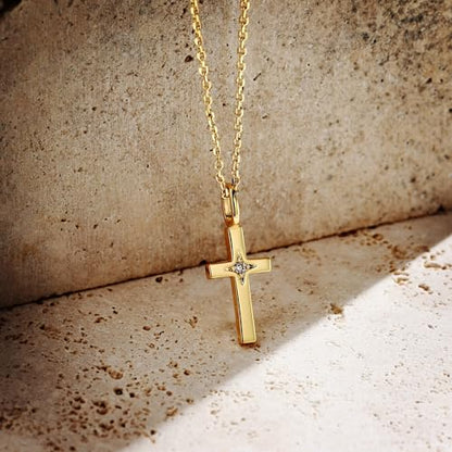 14K Gold Cross Necklace for Women, Dainty Cross Pendant with moissanite,Luxurious Christian Religious Fine Jewelry, Lightweight Dainty 14K Gold Chain Necklace for Women，Versatile for All Occasions - color: Dainty Cross Pendant Necklace