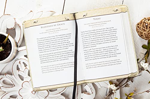 Sweeter Than Honey: 365 Daily Devotions