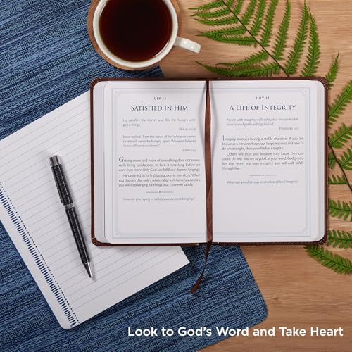 Be Strong and Steadfast 366 Devotions for Men, Brown Vegan Leather