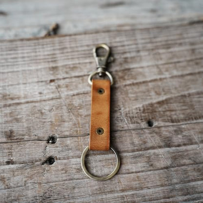 JJNUSA Genuine Leather Keychain Walnut Leather Key Holder Mens Belt Key Chain Ring Fob - color: Tan
