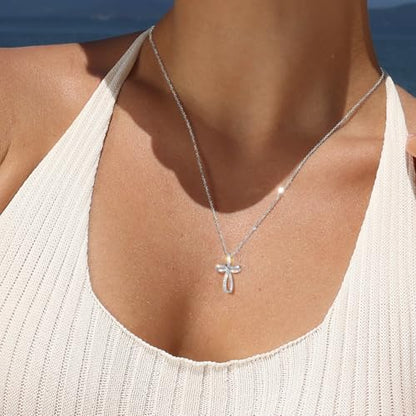 KRKC&CO Moissanite Cross Necklace for Women: D Color VVS1 0,09-0,3ct - color: Silver D